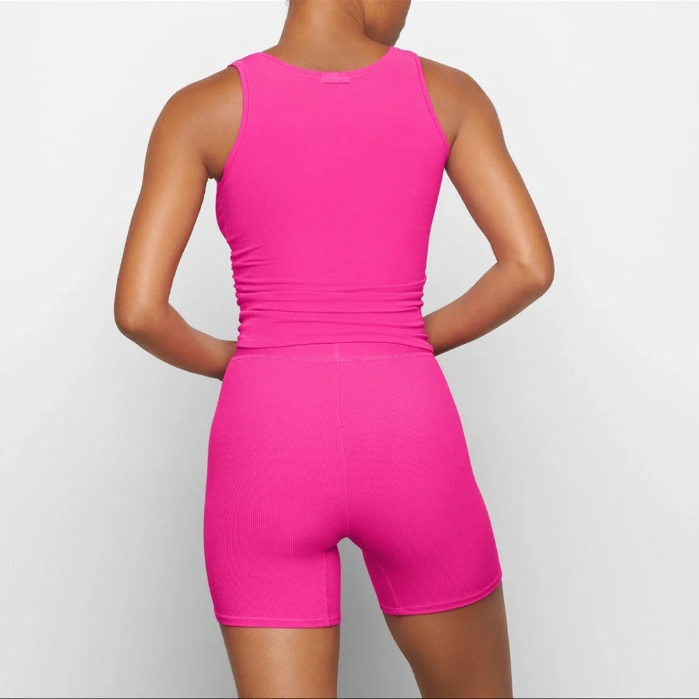 SOLD Skims Soft Lounge Set - Picture 10 of 12